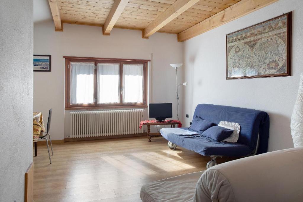 Atirano Villa Exterior photo